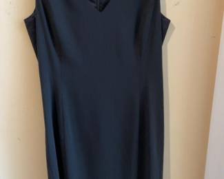 Ann Taylor Sleeveless V-Neck Pinstripe Sheath dress size 2