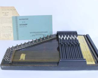 Vintage Autoharp With Instruction And Tuning Materials