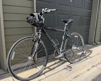 TREK Multitrack 7100 Bike With Accessories