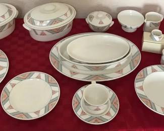 Santa Fe Dinner Set