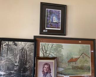 Signed Art and Photography 
