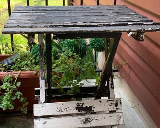 Folding wooden table 