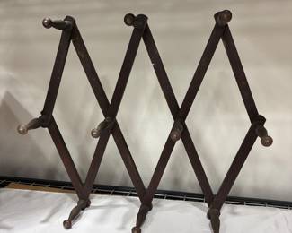 Mug hanger 