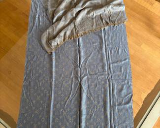 Reversible cashmere shawls by Louis Vuitton