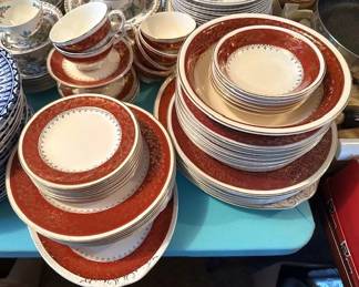 Craftsman Dinnerware, USA 18carat gold filligree detailed. Partial set and beautiful.