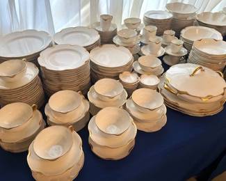 "Silver Anniversary" pattern by Haviland Limoges France.