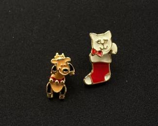 Many small enameled pins.