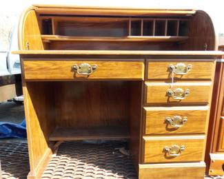Roll top desk only $45