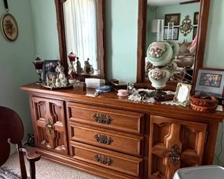 Vintage Thomasville Furniture Oak Triple Dresser with Mirror