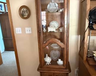 Ethan Allen Country French Curio Cabinet