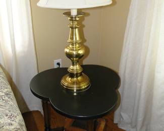 Clover design table and brass lamp