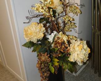 Glittery faux florals
