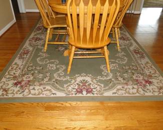 Another area rug.  This one is used under a dining table.  But you could use it in the bathroom too