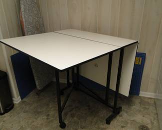 Sewing table
