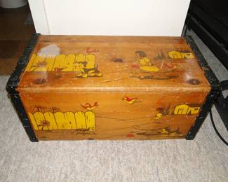1960's Little Miss Muffet toy box