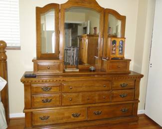 Large pine mirror and dresser set, perfect as is, or would make a great project piece