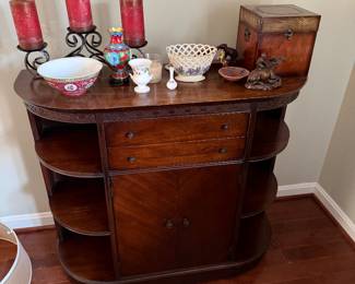 Sideboard 