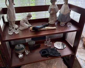 Several Lladro pieces