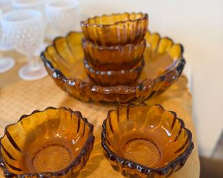 Vintage Indiana Colony Petals Amber Salad 