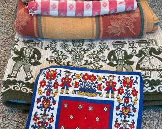 116 VintageHallerAustrianFolkArtTableclothRunners