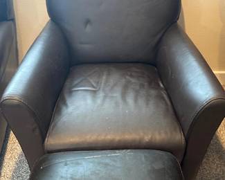 89 MatchingFauxLeatherClubChairOttomanSet