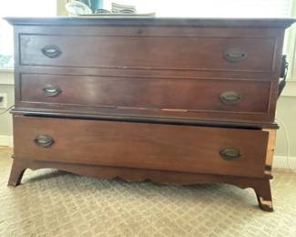 97 VintageLaneCedarHopeChestKnechtelsLtdCanada