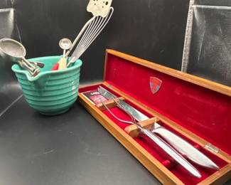 43 GerberLegendaryBladesCarvingSetHallPottery