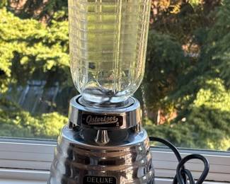 122 VintageOsterizerDeluxeBeehiveBlenderChromeGlassTested
