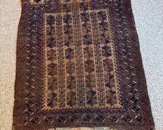 92 AntiqueVintageHandKnottedBaluchTribalPrayerRug