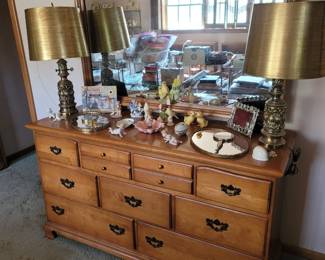 Vintage Bras Lamps, Vintage Chest of Drawers w/ Mirror