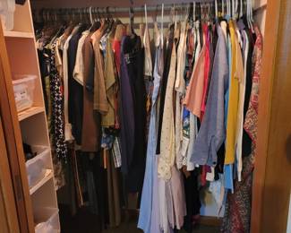 Vintage Women's Clothing & Hats