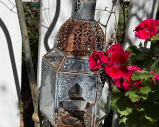 garden lamp with brass