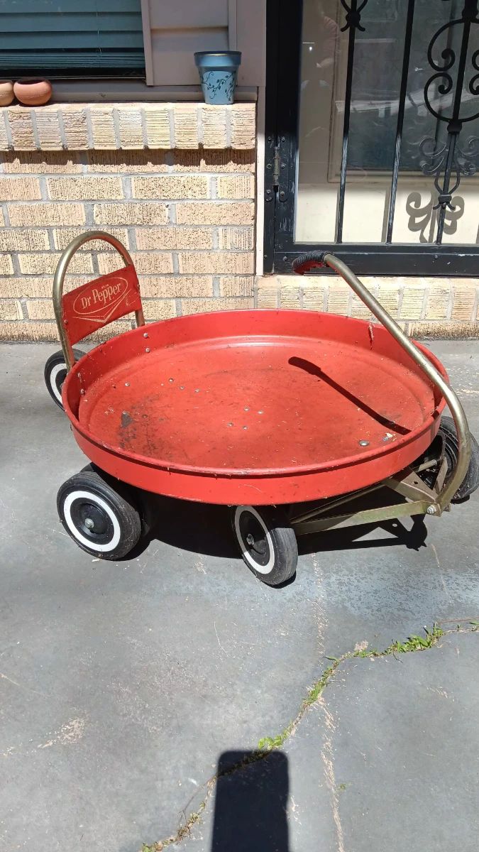 Dr. Pepper-Branded Big Boy Moon Wagon