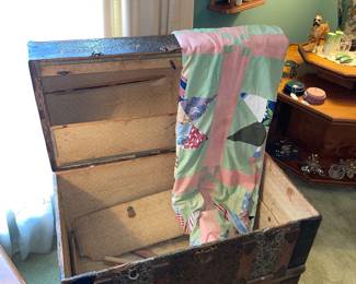 Antique Trunk, Quilt Top