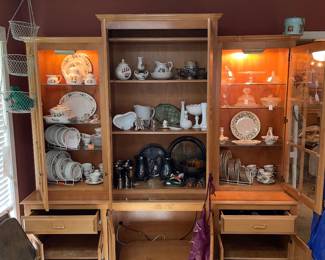 China Cabinet, 10 doors, 2 drawer