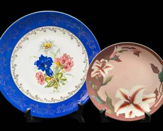Red And Blue Flower Themed Porcelain Plates