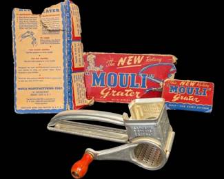 MOULI Hand Grater