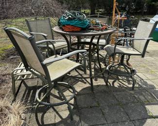 High Table w/ 4 Chairs, Extension Cords