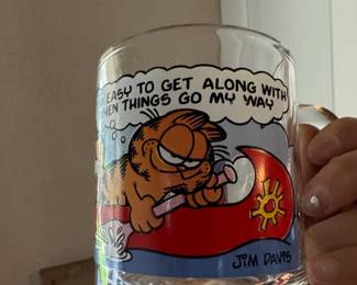 McDonalds Garfield Easy to Get Along With Glass Mug  second image