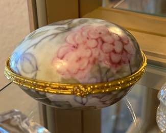 Limoges Porcelain Hinged Egg Trinket Box with Floral Design second image