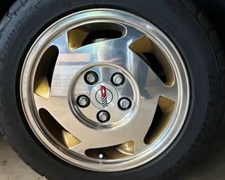 Chevrolet Corvette C third image