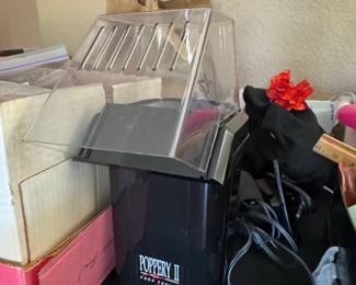 West Bend Poppery II Corn Popper