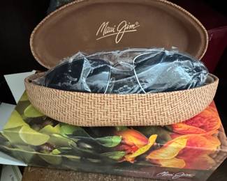Maui Jim Large Sunglasses in Original Case second image