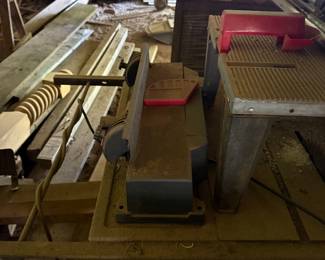 Jointer, router table, router sled