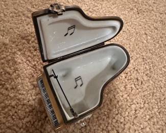 Limoges piano trinket box 