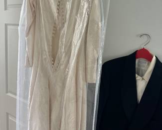 Vintage wedding dress 