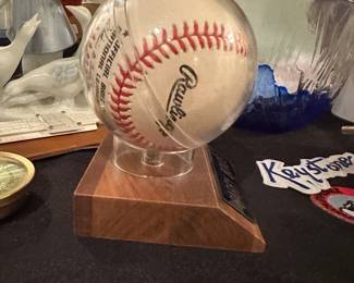 Barry Bonds signed baseball 