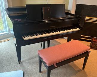 Baldwin 1981 baby grand piano