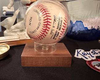 Barry Bonds signed baseball 