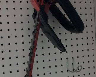 BLACK DECKER TR Amp Corded Electric Power Hedge Trimmer